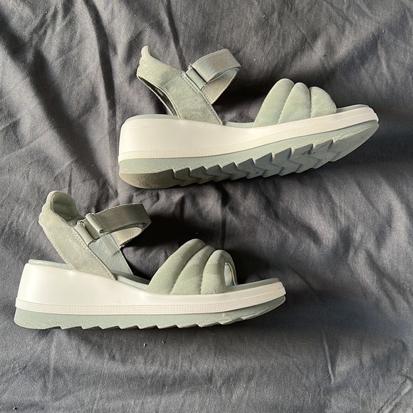 Cougar wedge heel sandals - Picture 3 of 6